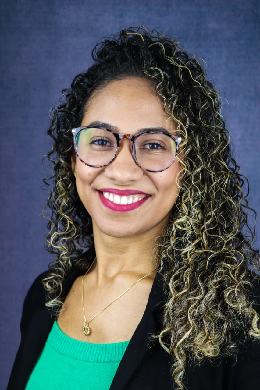 Foto de Tatiane Ribeiro, psicóloga da UniDuniTEA